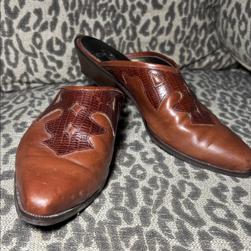 Vintage Glacée cognac brown snip toe wingback‎ western tooled leather mules 7.5